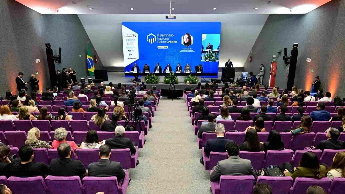 Fernanda Garibaldi destaca importância da IA e tokenização para o bem coletivo