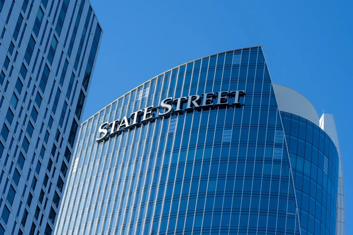 State Street targets stablecoin reserve boom with new money market fund