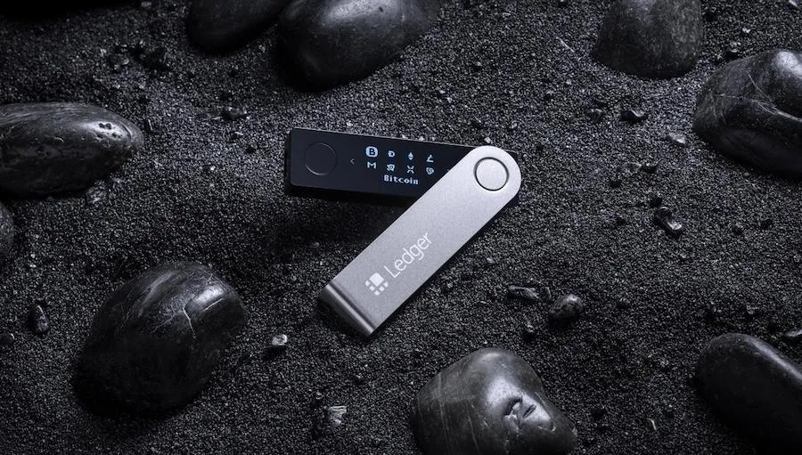 Ledger рассказала о тайно вскрывавшей аппаратные кошельки группе преступников