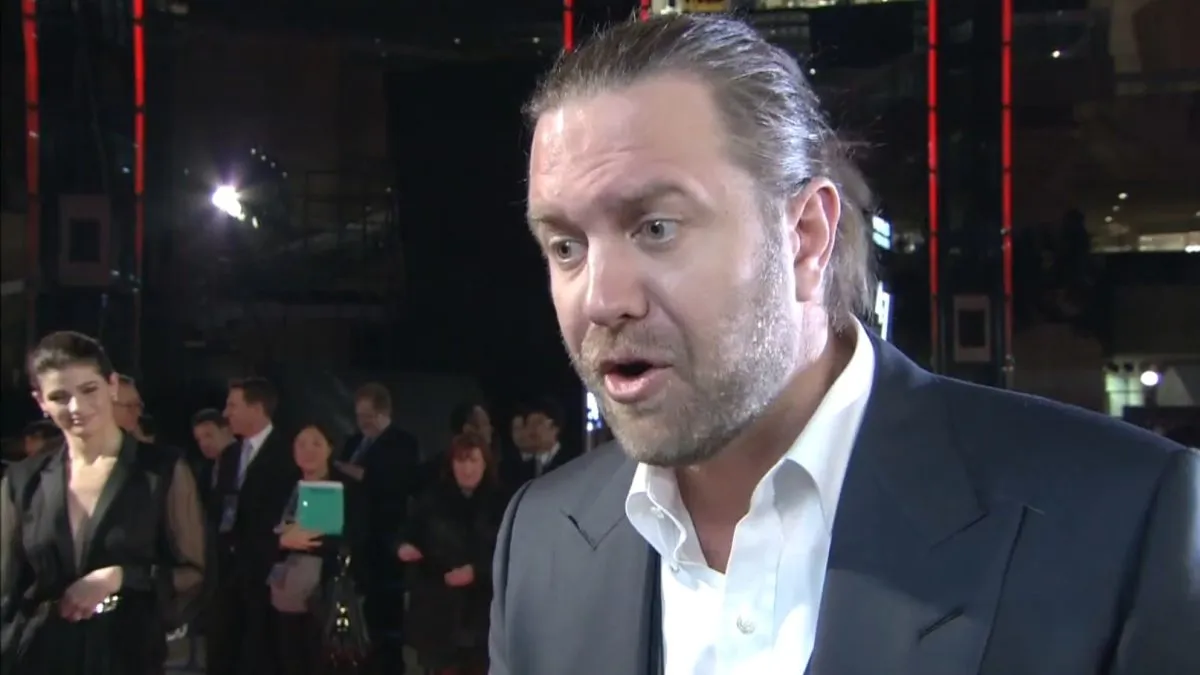 Diretor de Hollywood é condenado a 2,5 anos de prisão por desviar dinheiro de série para investir em criptomoedas