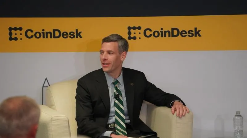 OCC issues final stablecoin rule as federal agencies begin GENIUS Act compliance