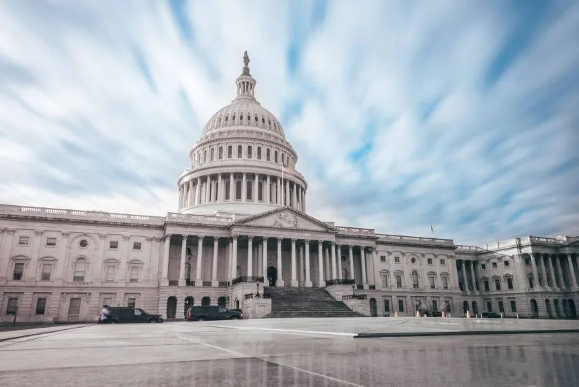 Casa Blanca prepara reunión con senadores para destrabar la sección ética de CLARITY Act
