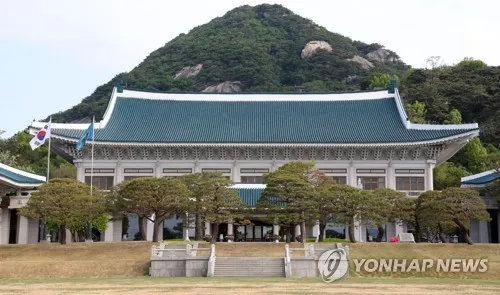 靑, 美'강제노동' 관세예고에 "기존합의 이익균형 훼손않게 최선"