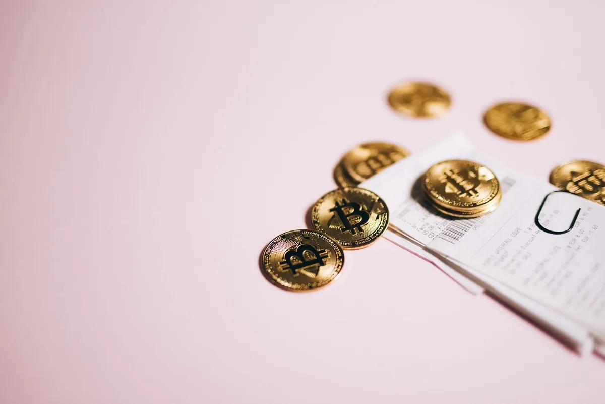 Strive sobe para o quarto lugar entre empresas públicas após somar 1.223 bitcoins