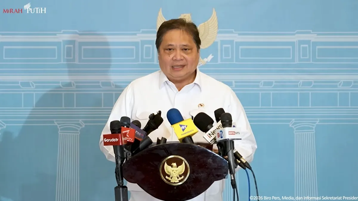 Menko Airlangga tanggapi IHSG yang merosot ke level 4.996,61