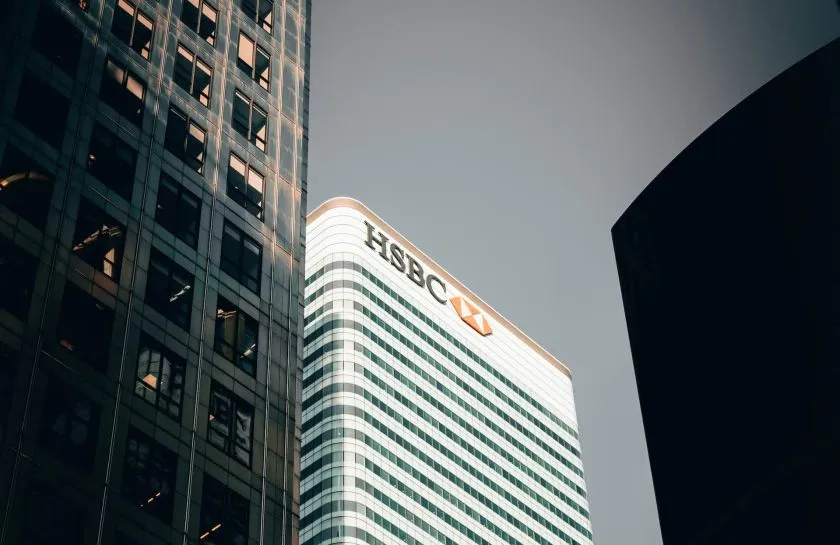 JPMorgan y HSBC se suman al grupo que reescribirá reglas de bonos tokenizados en Hong Kong