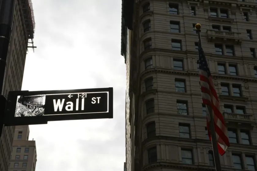 Grandes bancos de Wall Street enfrentan un trimestre dorado, pero con dudas hacia 2027