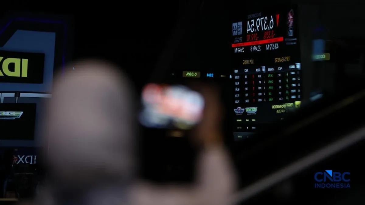 IHSG Anjlok Tajam, Analis Khawatir Tekanan Belum Berakhir