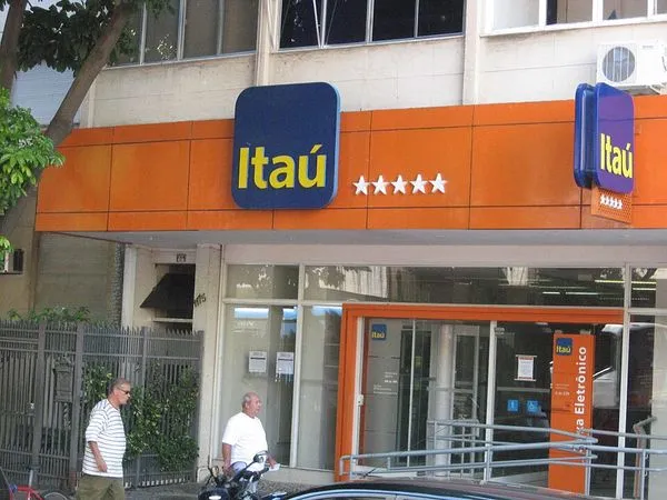 Itaú Unibanco registers crypto brokerage with Brazil central bank ahead of deadline