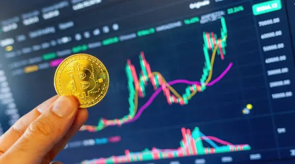 البيتكوين تفتتح  شهر يوليو بالصراع على مستوى 60 ألف دولار وكاردانو تعود لقائمة أكبر 20 عملة