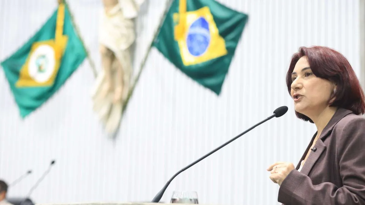 Deputada quer tecnologia blockchain como ferramenta de transparência no Ceará