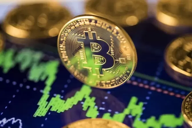 6만 달러 회복한 비트코인, 왜 예측시장의 64%는 여전히 폭락에 베팅할까?