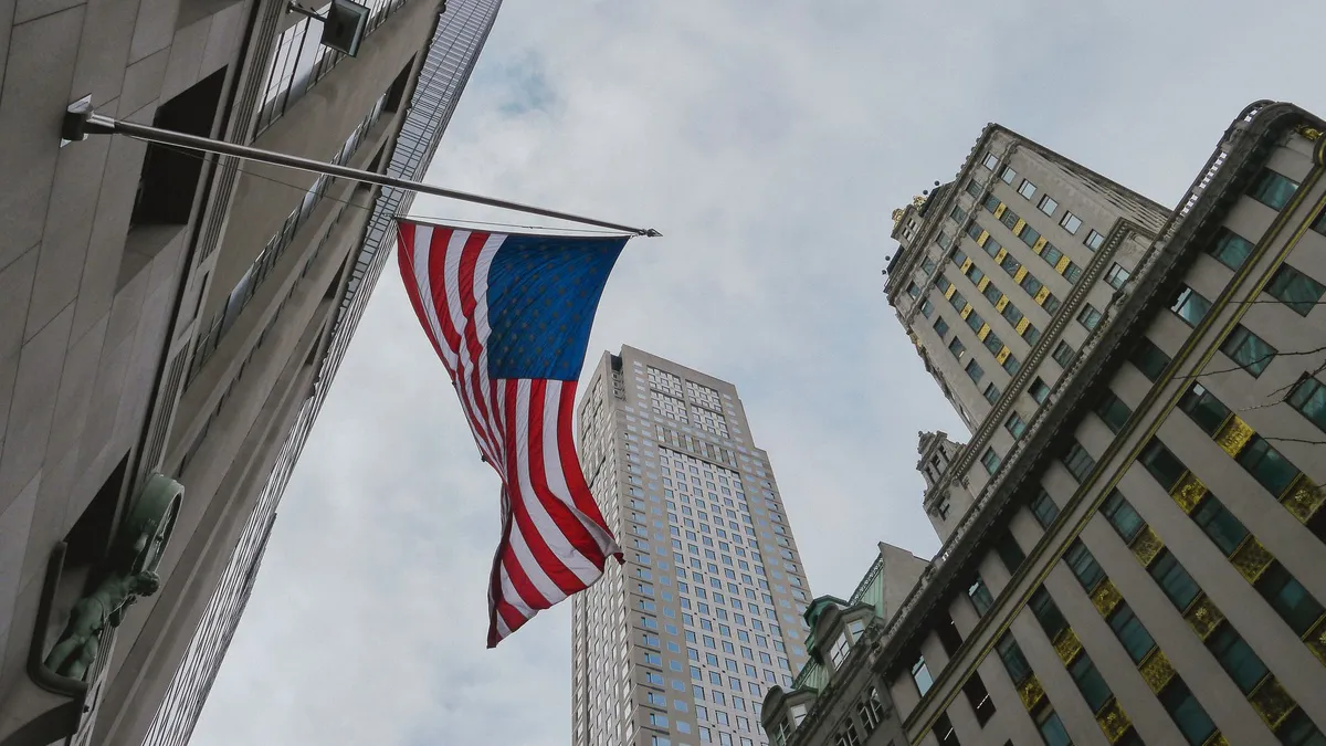 Demanda por cripto em bancos nos EUA atinge 42 porcento dos correntistas