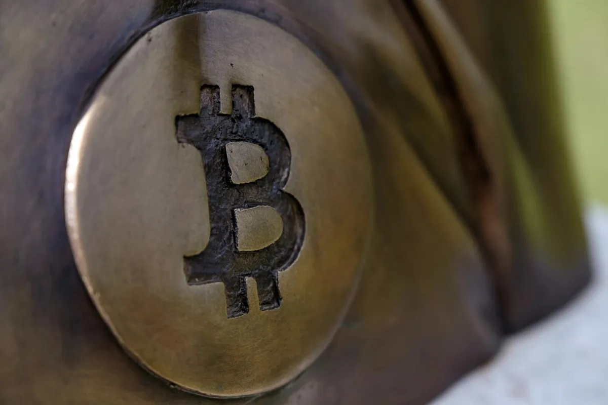 Satoshi-era bitcoin at center of $285 billion lawsuit moves after 14 years