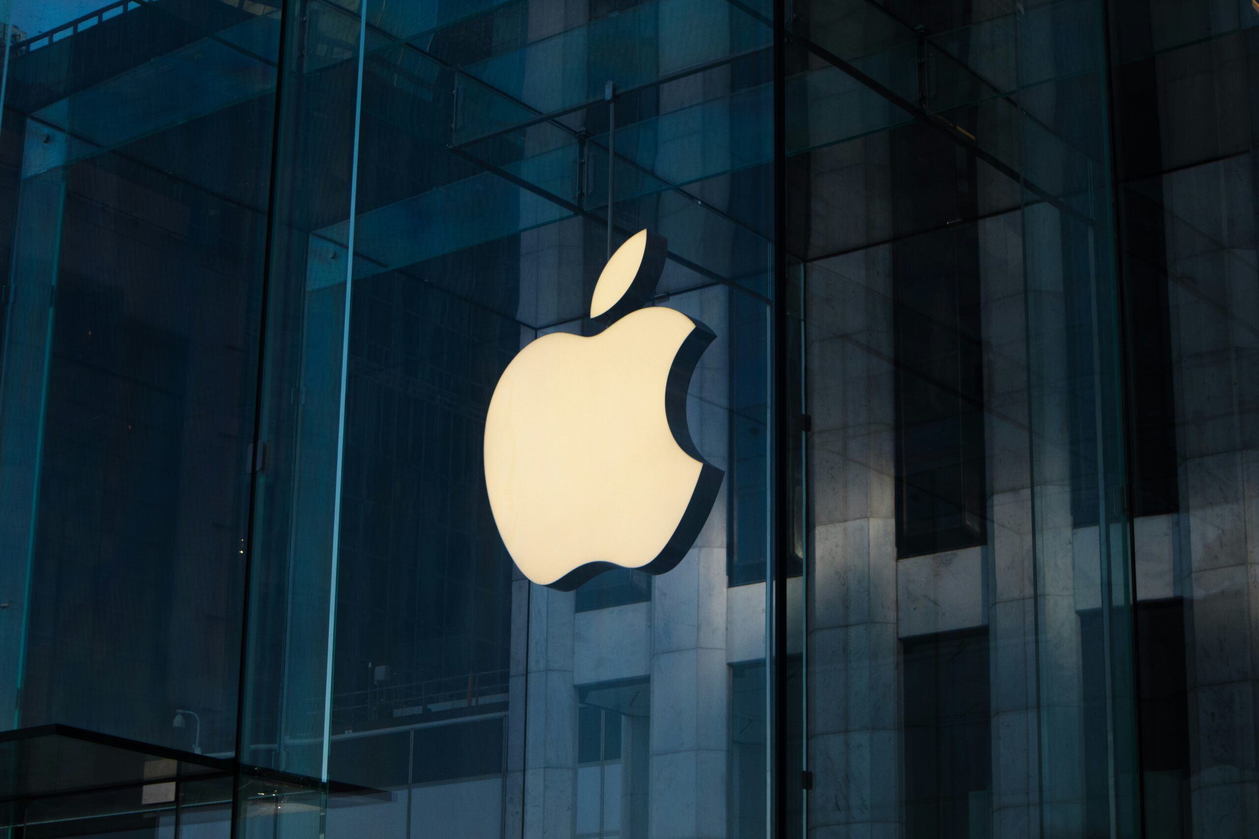 Apple CEO Değişimi: Sessiz Kripto Para Detayı