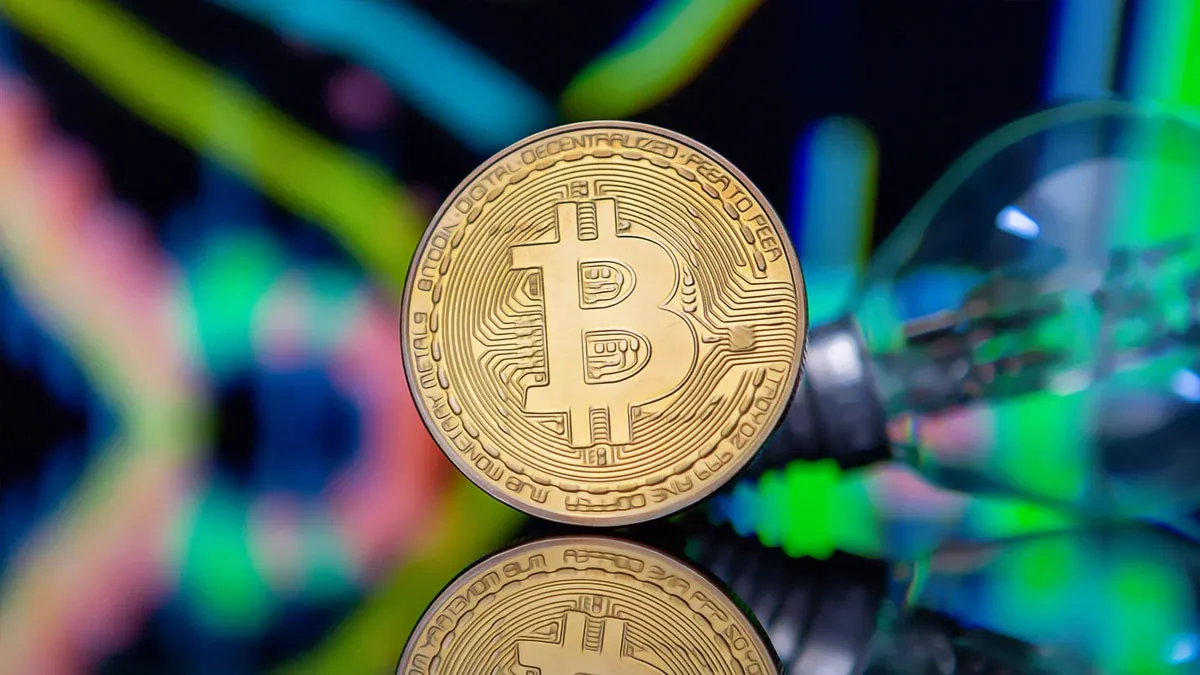 Bitcoin, 50 haftalık hareketli ortalamayı 81.159 dolarla aştı