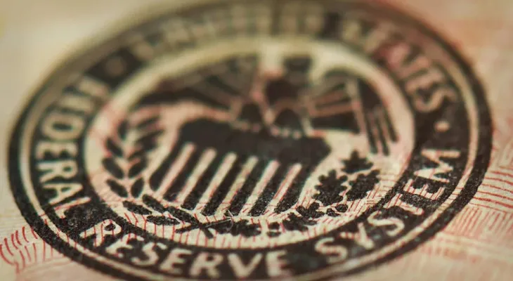 Fed công bố đề xuất quy định cho stablecoin tại Mỹ