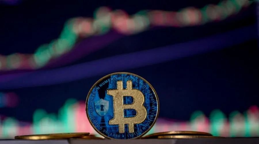 Биткоин зажат между $63 000 и $68 700, аналитики Glassnode замечают узкий диапазон