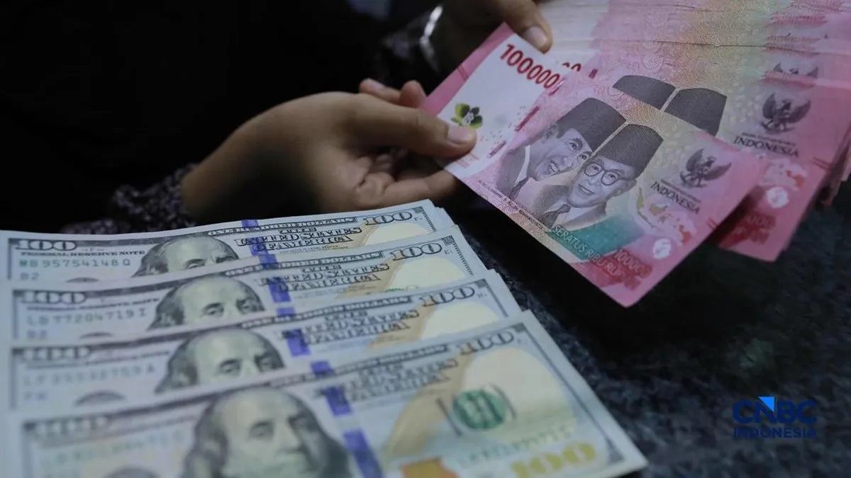 Nilai Tukar Rupiah Menguat Tipis, Dolar AS Turun ke Rp 17.185