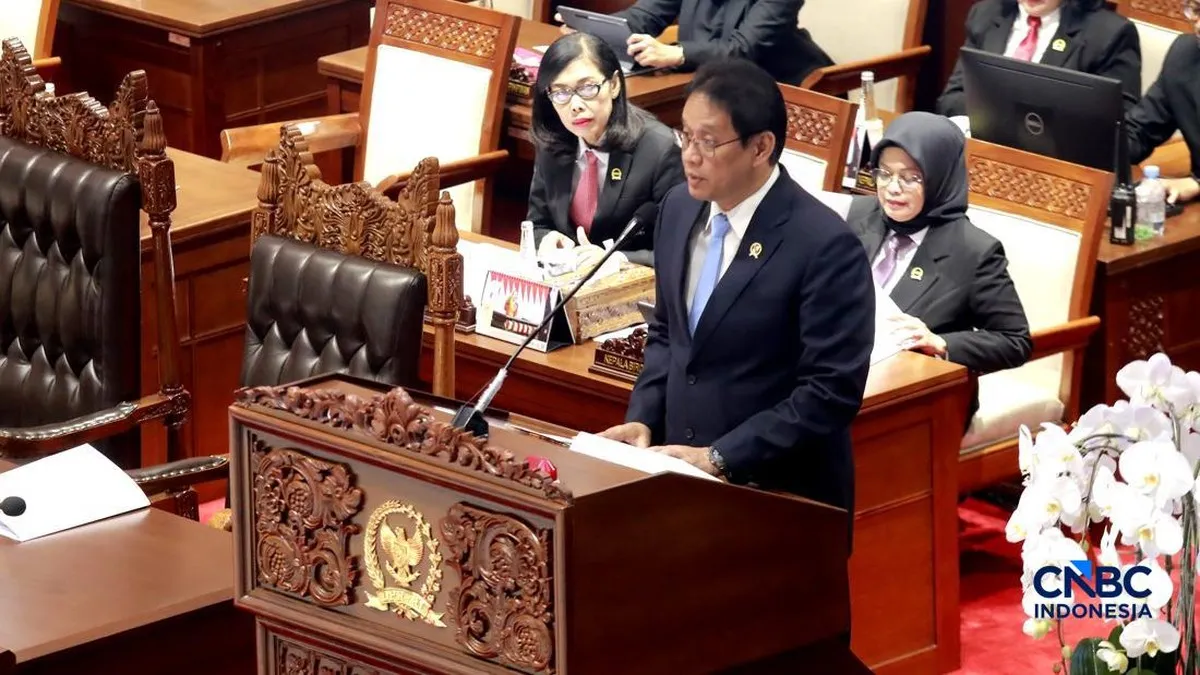 Proyeksi nilai tukar rupiah terhadap dolar AS Rp 17.500 di 2027 oleh pemerintah dan BI