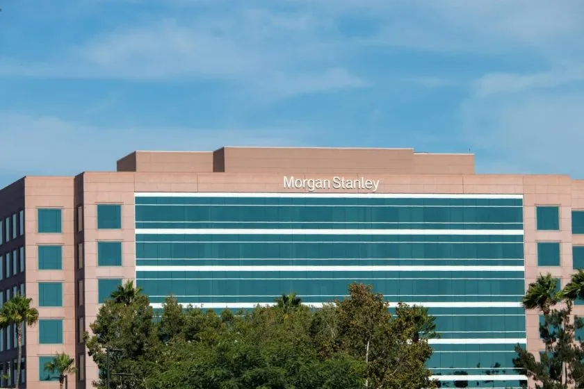 Morgan Stanley ajusta sus ETF Ethereum y Solana con las comisiones más bajas del mercado