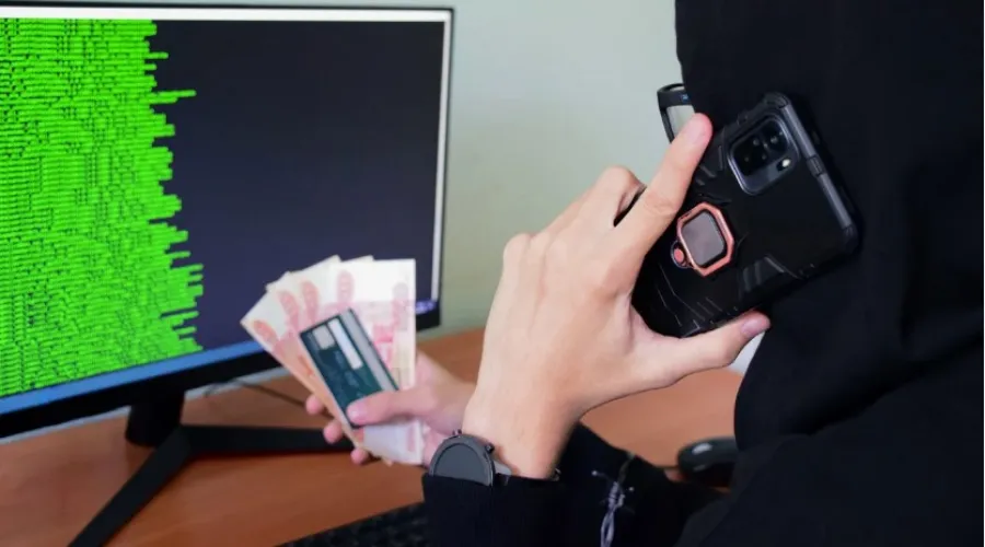 Две россиянки потеряли 2 млн рублей на фейковых криптоинвестициях