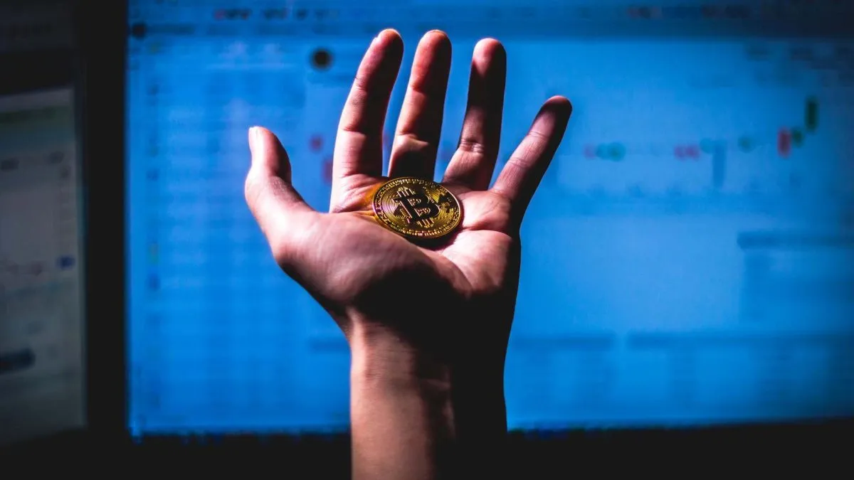 Bacen inclui monitoramento de saldos em autocustódia de bitcoin e transferências com criptomoedas nas regras