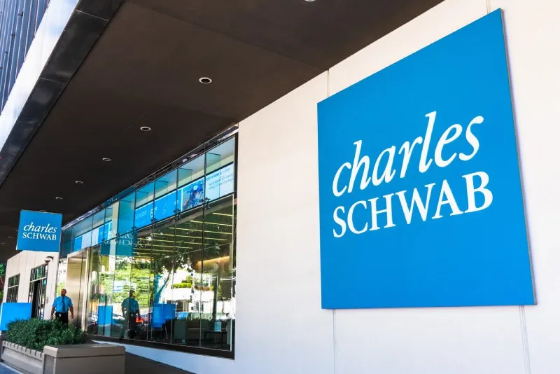 Charles Schwab kripto işlemlerini başlattı