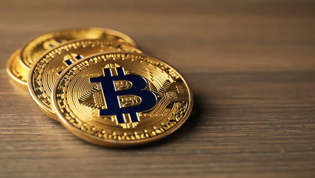 مؤشر Balanced Price للبيتكوين قرب 38,400 دولار يثير المخاوف من تراجع حاد