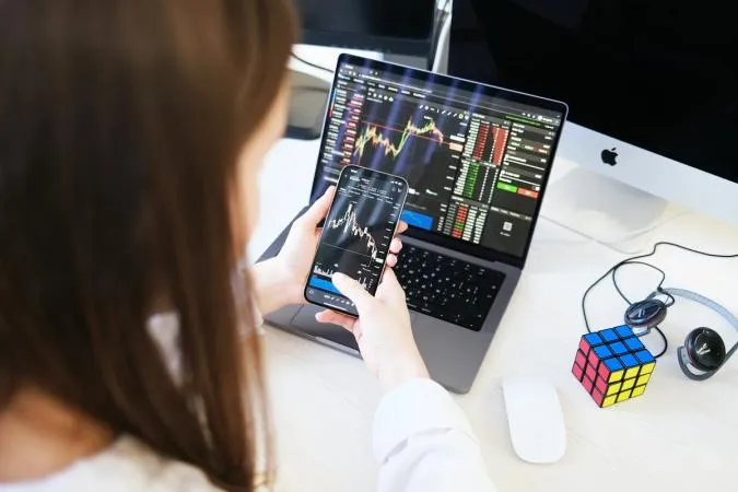 Crypto traders shift from pure price speculation to advanced risk management