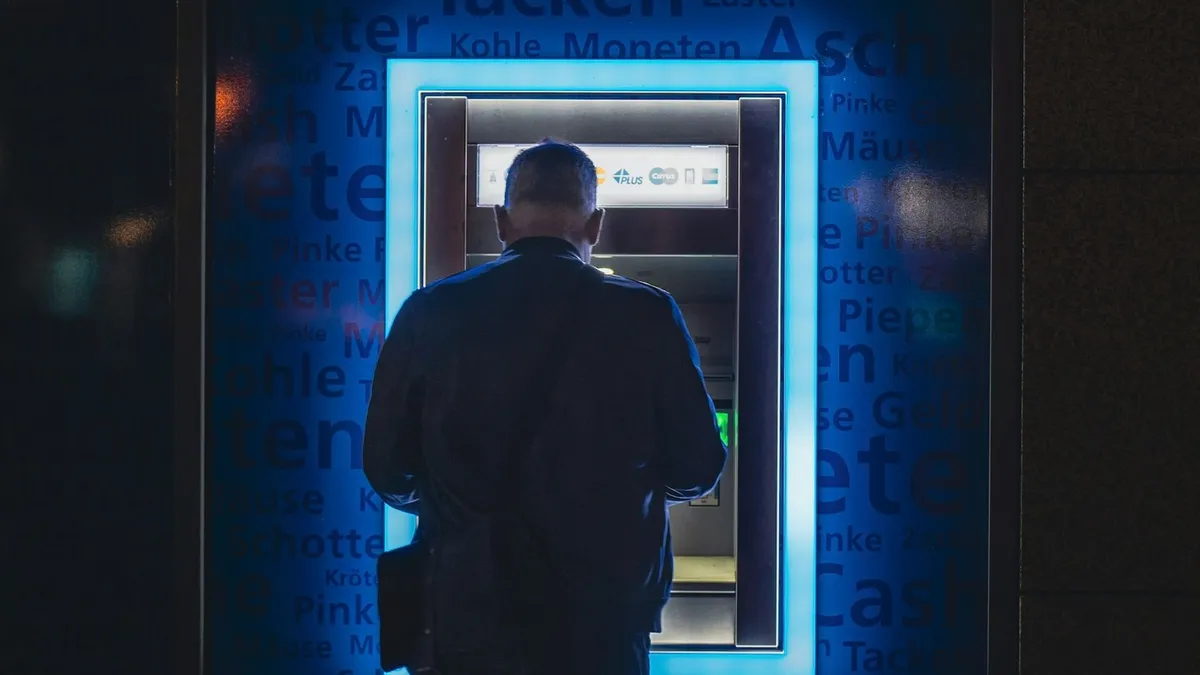 Digital dollar wallets poised to disrupt traditional banking systems