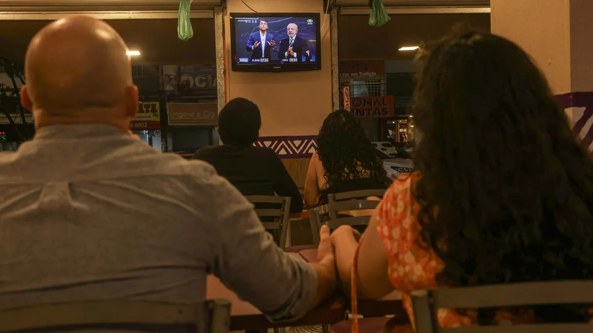 Lula ou Flávio Bolsonaro? Veja quais setores da Bolsa podem se beneficiar em cada cenário, aponta Daycoval