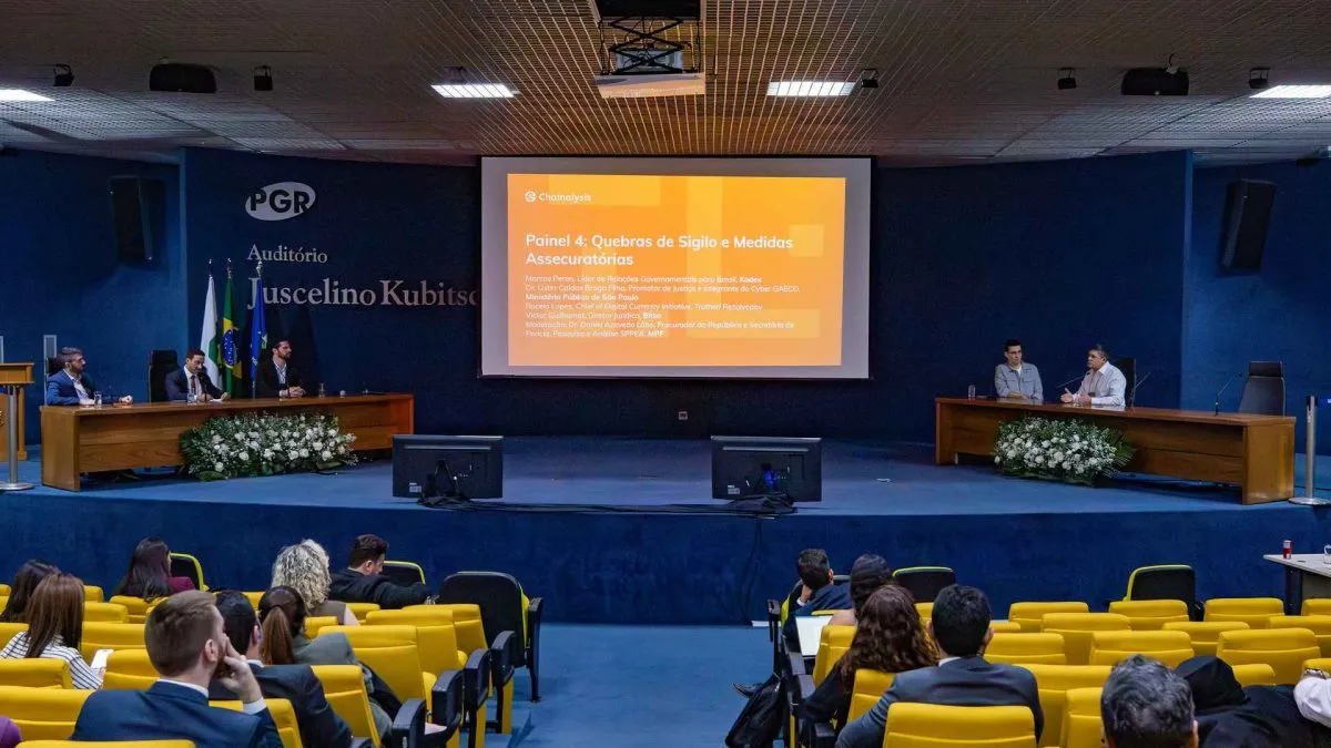 PGR aproxima setor público e corretoras para rastrear crimes com criptomoedas