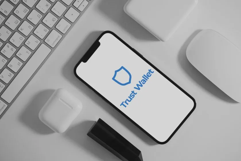Trust Wallet incorpora inteligencia financiera con IA para usuarios de autocustodia