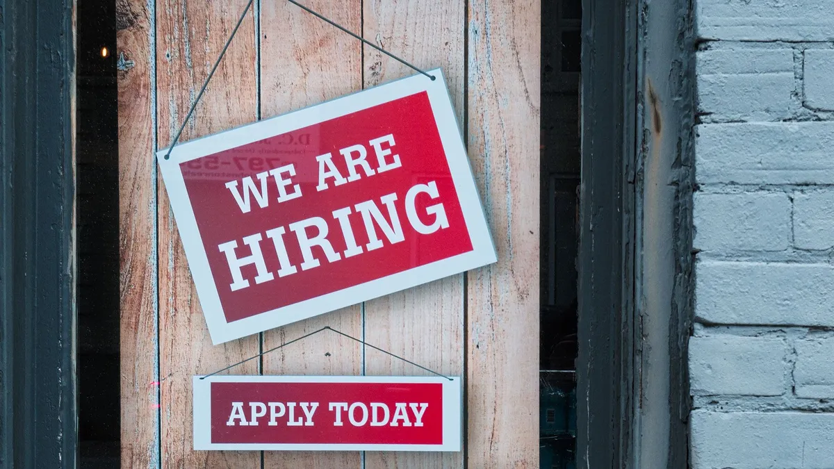 Crypto job postings triple to over 1,200 in September, but applications fall
