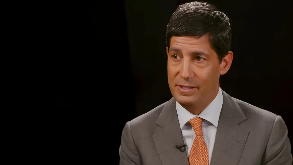 Hoy se juramenta el bitcoiner Kevin Warsh como presidente de la FED