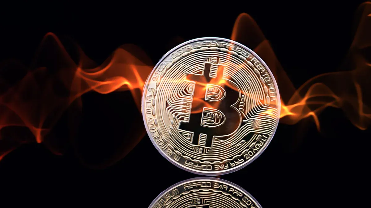 Bitcoin 82 bin doları aşma çabasında, haftalık %5 artış gösterdi